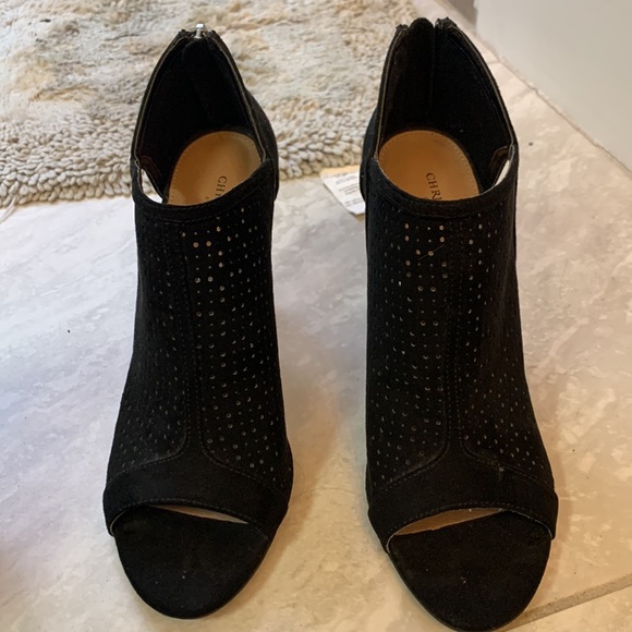 Black heels - Picture 2 of 2